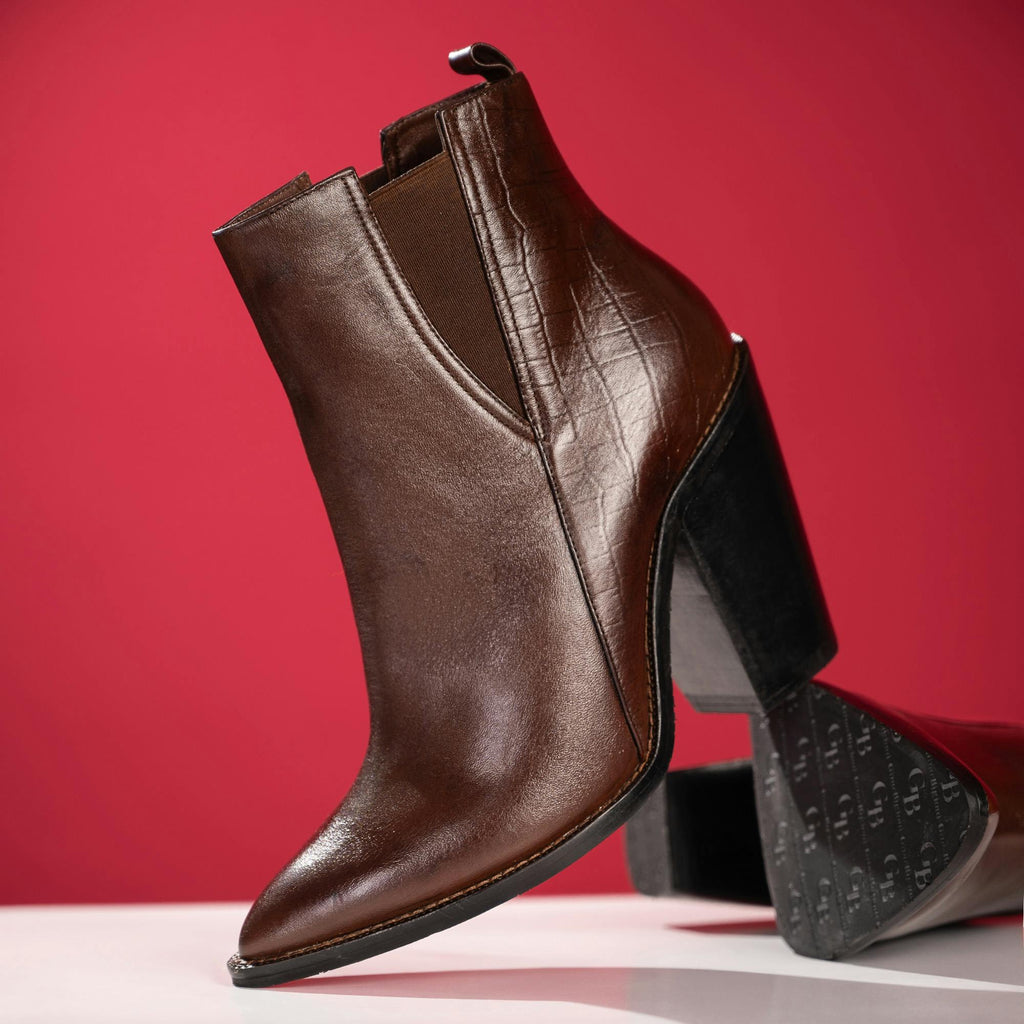 Why Preloved Footwear Is the Hottest Trend in 2025